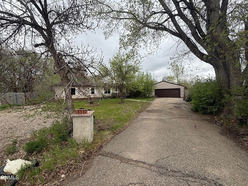 1st image of 3317 9th Ave E