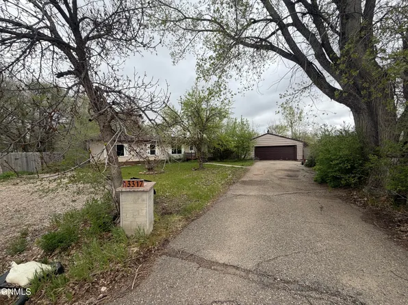 3317 9th Ave E, Williston, ND 58801