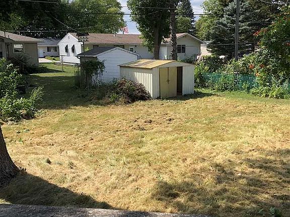 4th image of 1208 Spooner St