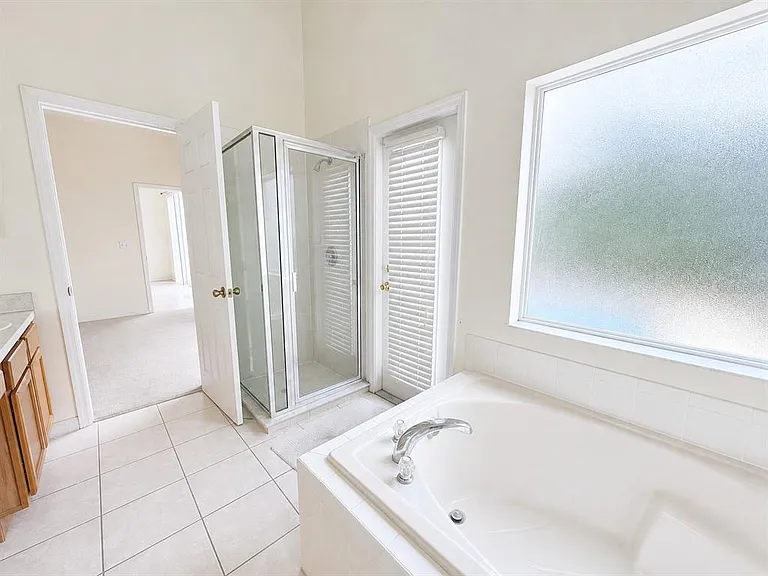 16647 Fresh Meadow Dr — Photo 11