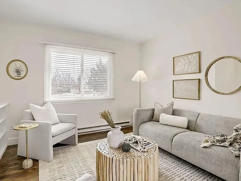 825 Pear St — Photo 3