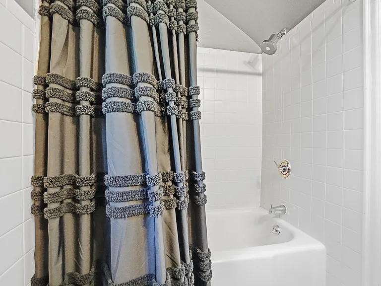 4157 Paxton Woods Ln — Photo 30