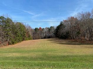 Howardsville Tpke, Stuarts Draft, VA 24477