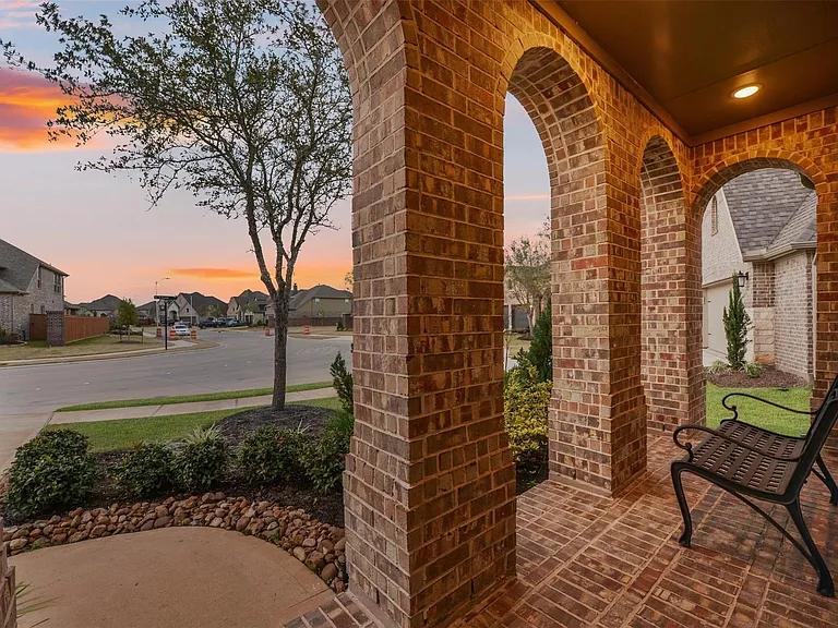 18407 Kilbowie Pl — Photo 3