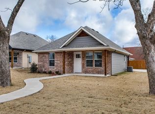303 N Colbert St, Sherman, TX 75090