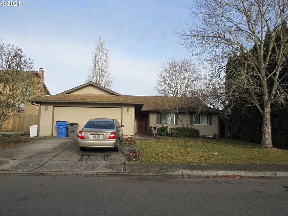 1st image of 15906 NE 2nd St