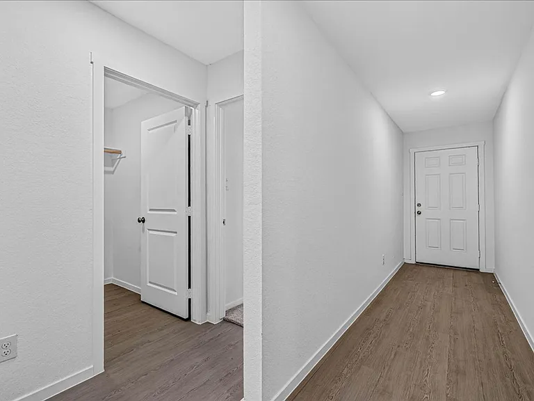 1314 Lady Yoli St — Photo 29