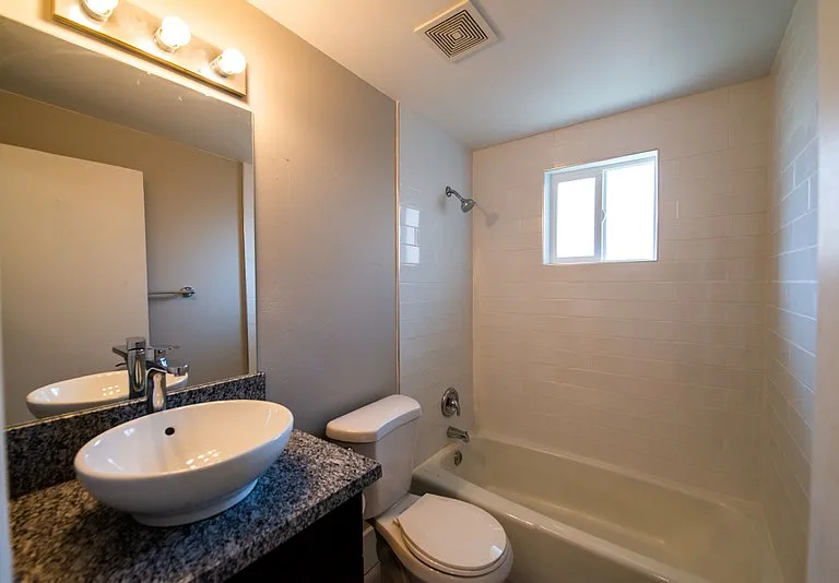 1179 E Blaine Ave #1 — Photo 11