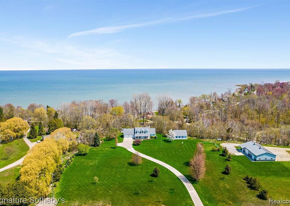 6880 N Lakeshore Rd, Port Hope, MI 48468 MLS 20230075893 Zillow