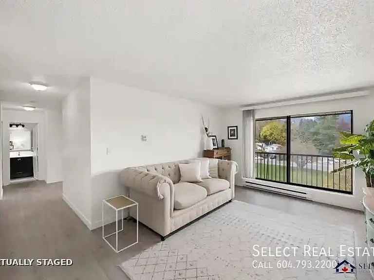 45598 McIntosh Dr #322 — Photo 1