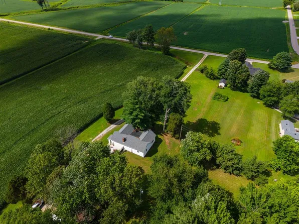 4590 Pleasant Valley Rd, Philpot, KY 42366
