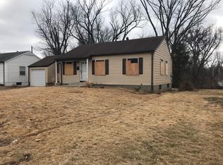 132 Cameron Rd, Saint Louis, MO 63137