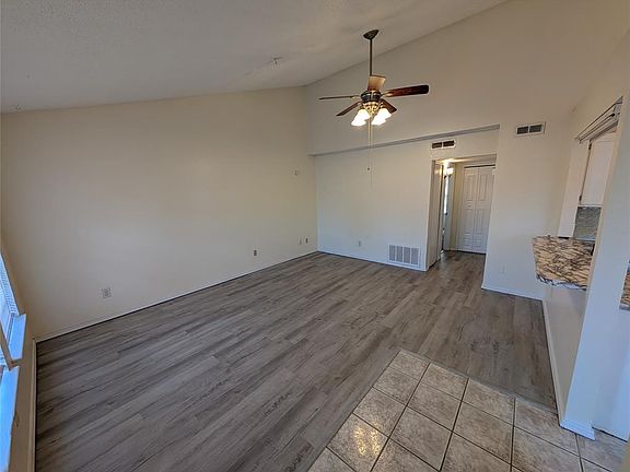 4th image of 1012 SW 103rd St