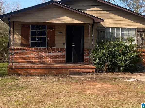 413 Ash Ave, Bessemer, AL 35020