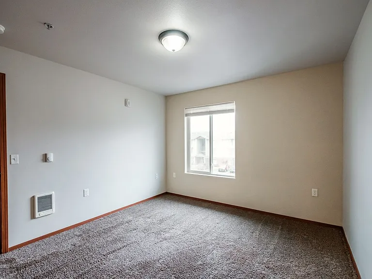 Aspen Place Apartments — Photo 164
