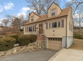 576 Main St, Stoneham, MA 02180