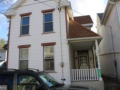 129 E Vine St, Chambersburg, PA, 17201