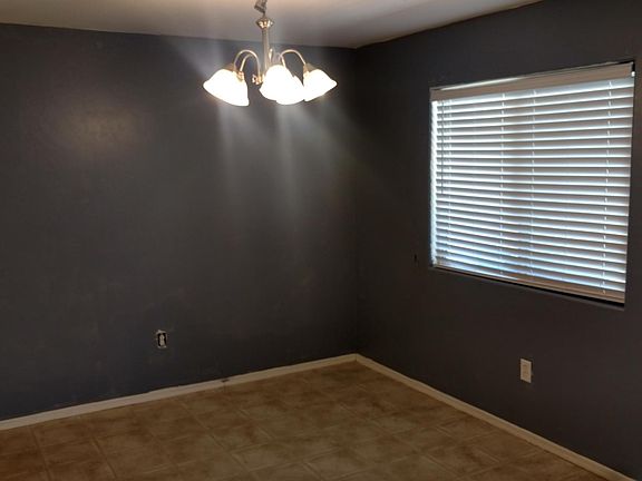 4th image of 8008 S Nautilus Dr