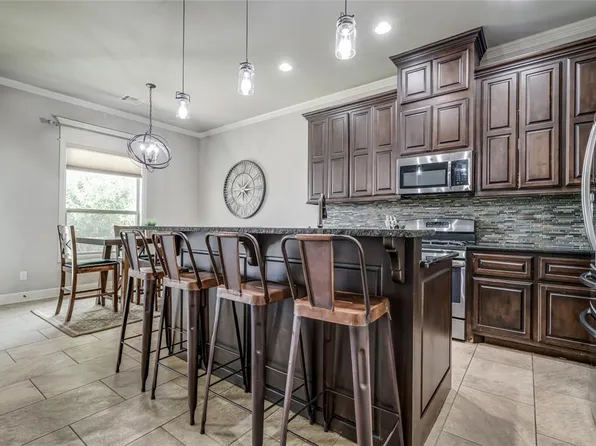 905 NW 189th Cir, Edmond, OK 73012