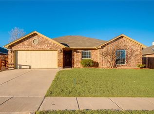 5229 Archer Dr, Fort Worth, TX 76244