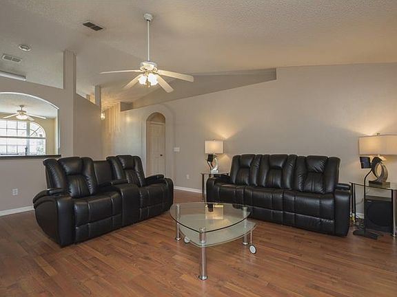 4th image of 3044 Etta Cir