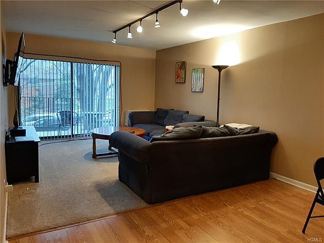 1st image of 115 Dehaven Dr