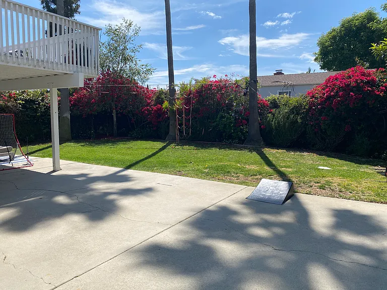 2301 Valley Dr — Photo 21