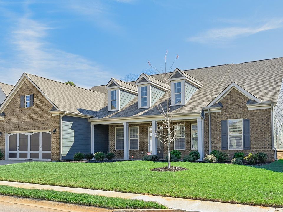 1st image of 122 Riverland Woods Dr