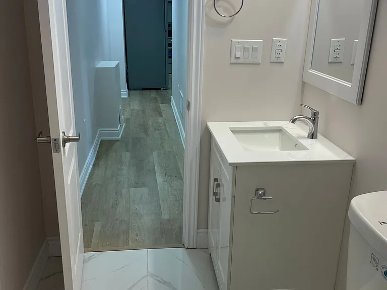 15 Culloden Ct #BASEMENT — Photo 7