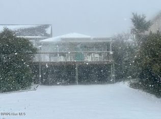 1625 S Shore Dr, Surf City, NC 28445