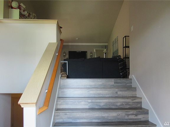 2nd image of 7516 88th Pl NE