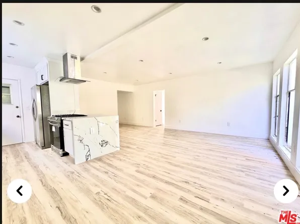 121 S Crescent Dr #D, Beverly Hills, CA 90212