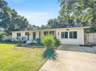 416 Calhoun Ave, Destin, FL 32541