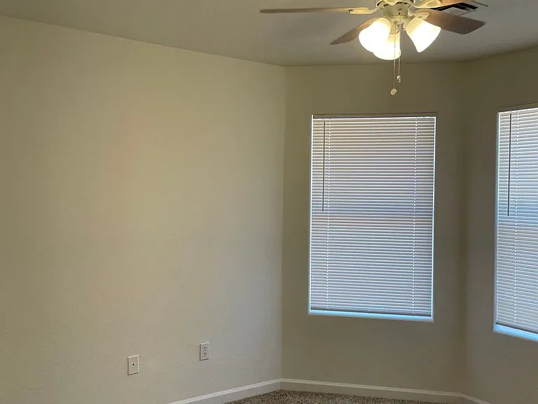 1171 Regency Dr — Photo 5