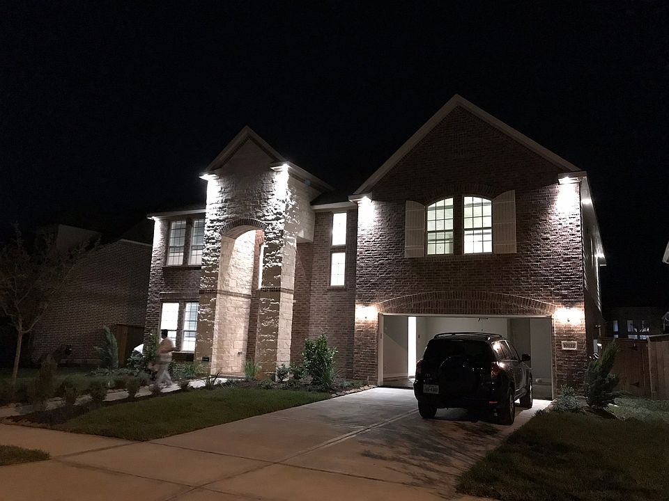 1st image of 10122 Cypress Path
