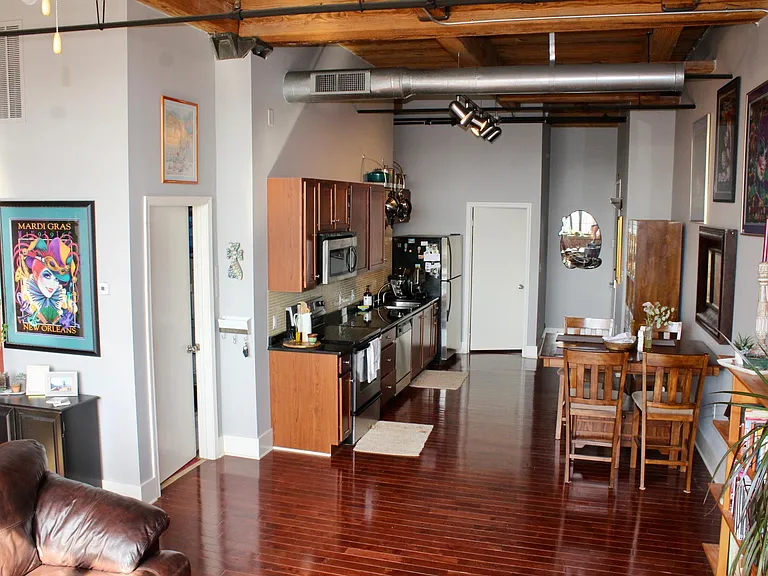 1060 Worlds Fair Park Dr #306 — Photo 12