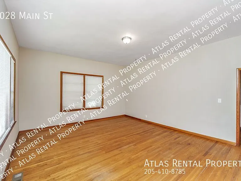 1028 Main St — Photo 12