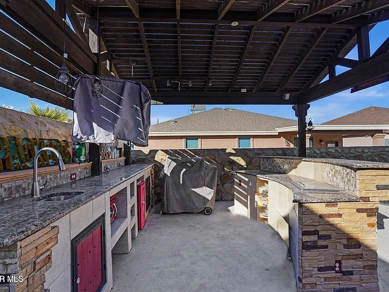 14125 Rainbow Point Dr — Photo 34