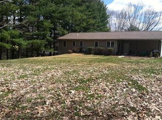 255 Eastlawn Cir, Zanesville, OH 43701