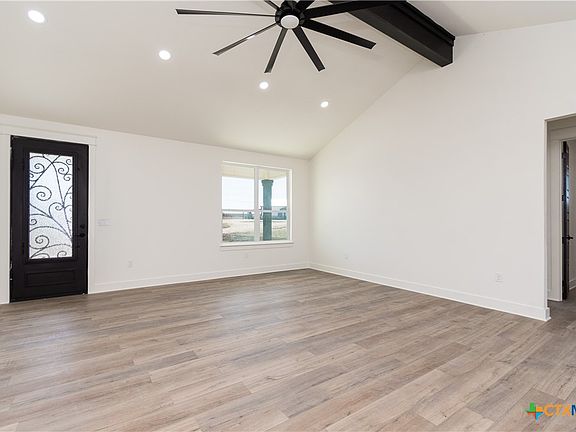 5th image of 4245 Stringtown Rd