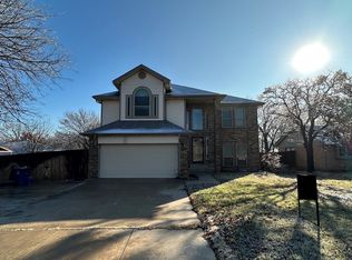 604 Ruth Dr, Kennedale, TX 76060