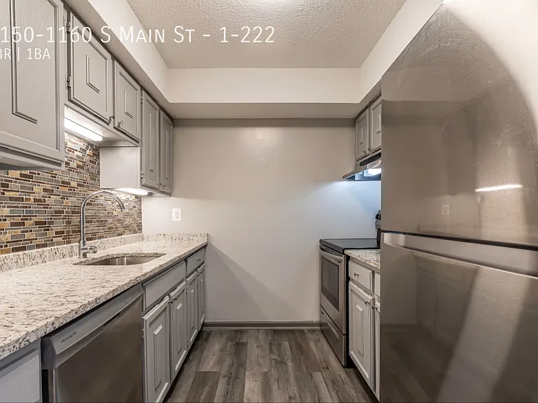 1150-1160 S Main St #1-222 — Photo 17