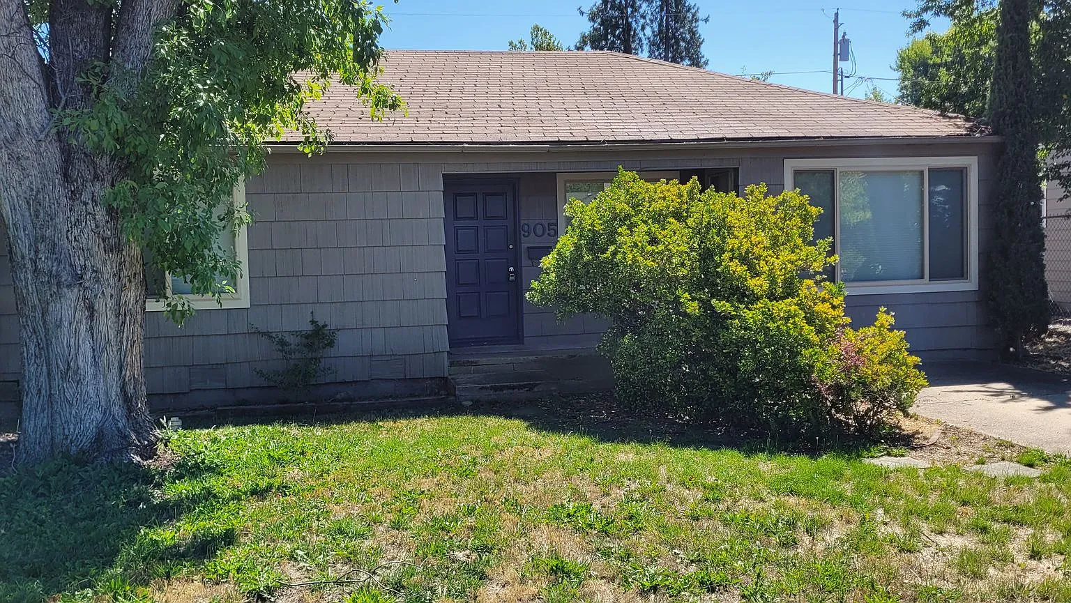 Spacious & Cozy Home for Rent — Photo 3