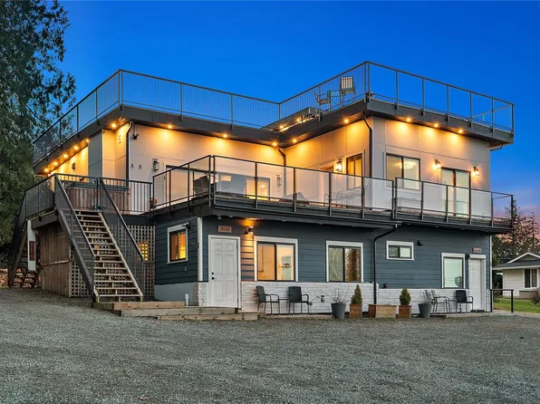 8630 Aldous Ter, North Saanich, BC V8L 1L2