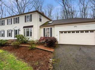 84 Ann Rd, Long Valley, NJ 07853