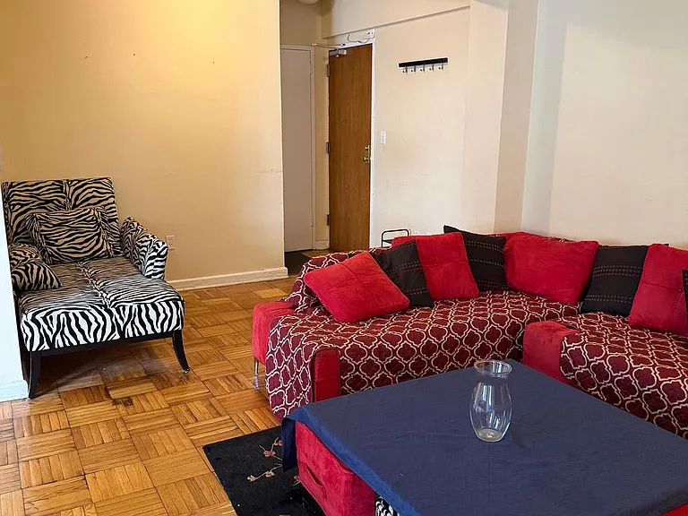 2141 I St NW #516 — Photo 2
