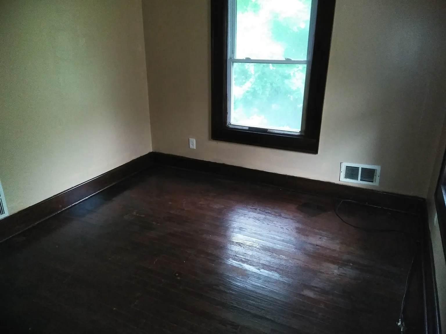216 Driving Park Ave photo 1