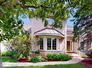 1116 Pine Oaks Cir, Lake Forest, IL 60045