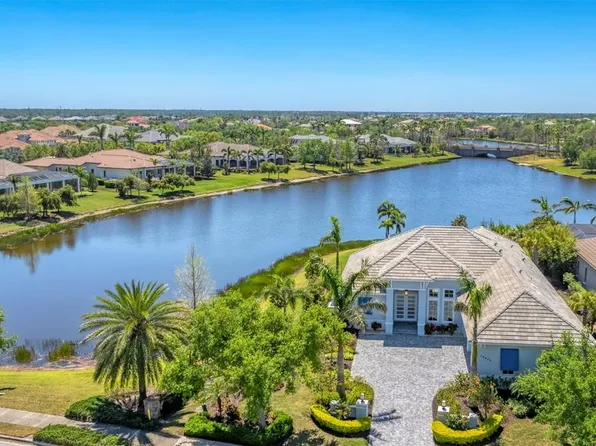 16436 DAYSAILOR TRAIL, LAKEWOOD RANCH, FL 34202