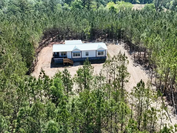 1262 Penny Morris Rd, Baxley, GA 31513